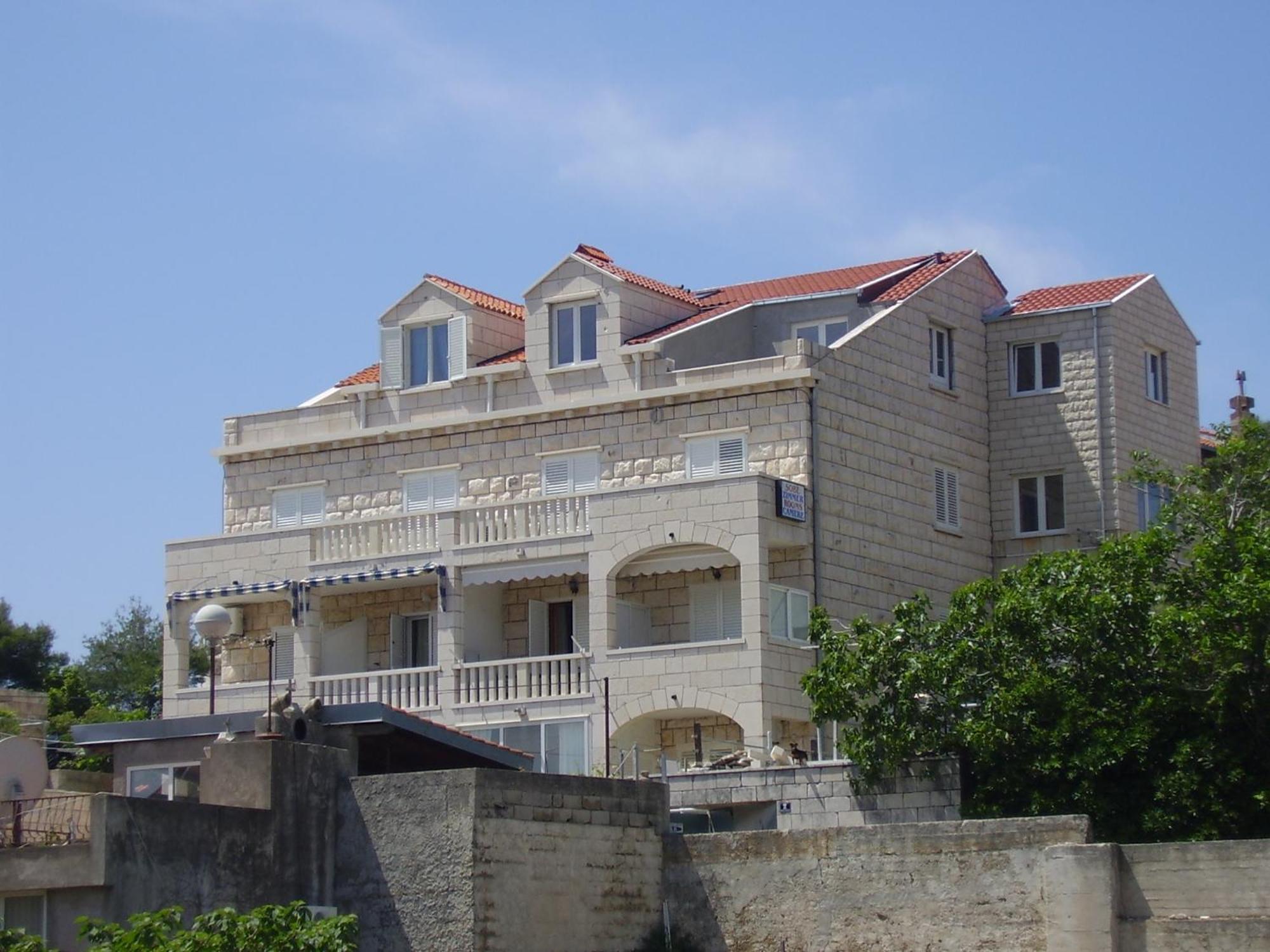 Sb No 2 Apartment